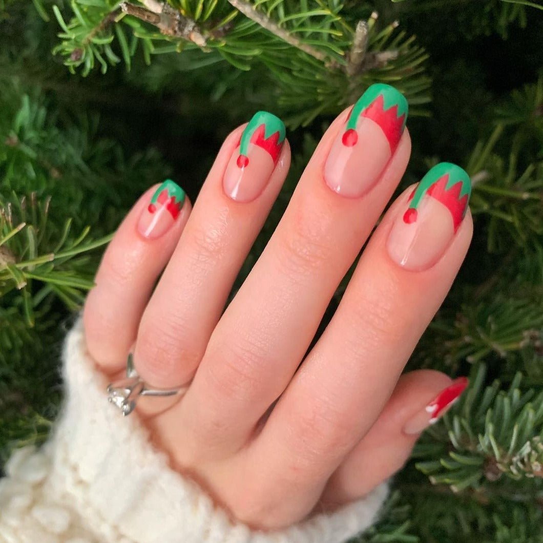 Christmas Hat Red Short Squoval Press On Nails