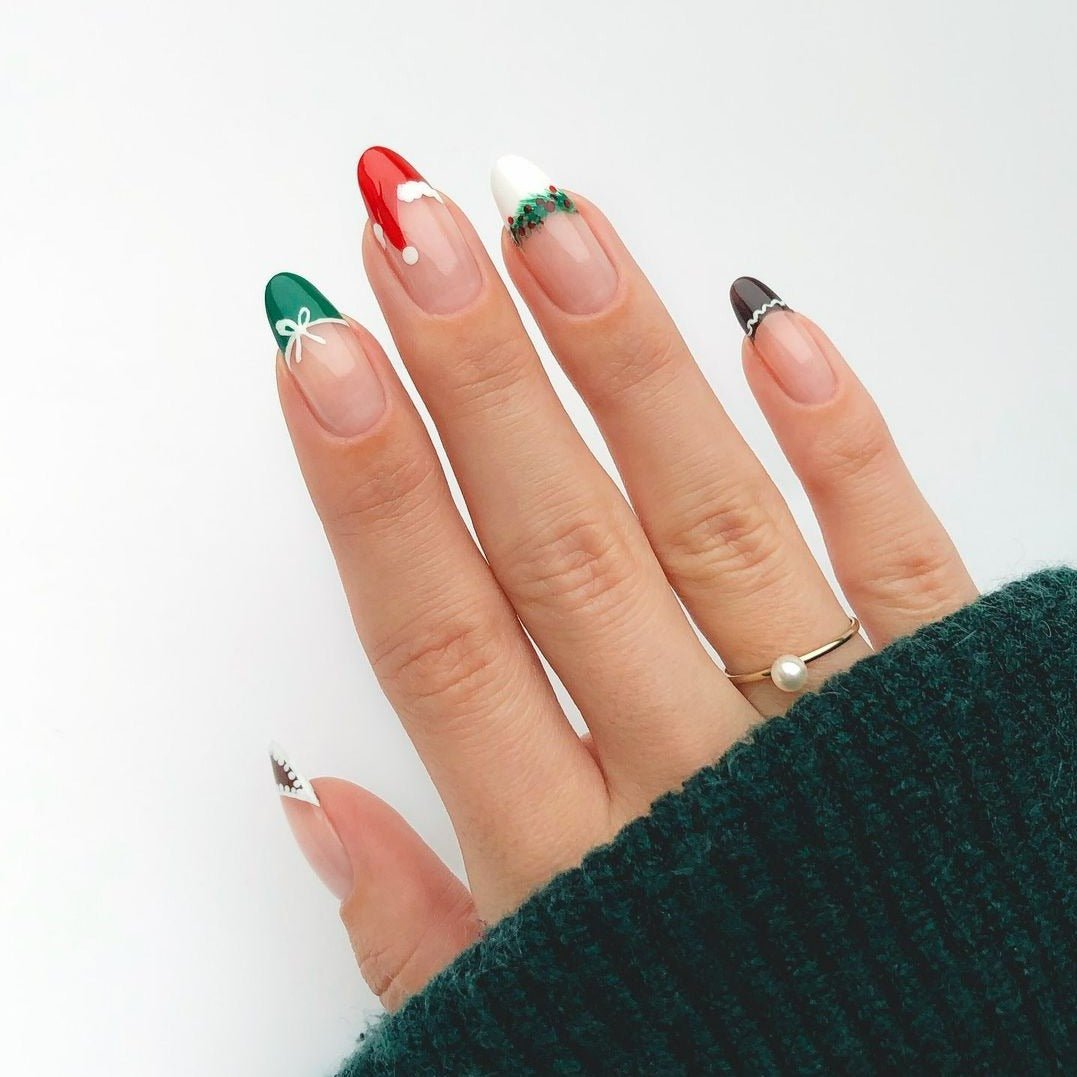Christmas Hat Gift French Tip Short Almond Press On Nails - BettyCora