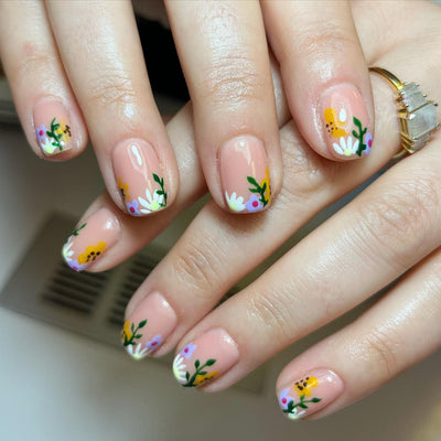 Retro Flower French Tips Nails Multicolor Short Squoval