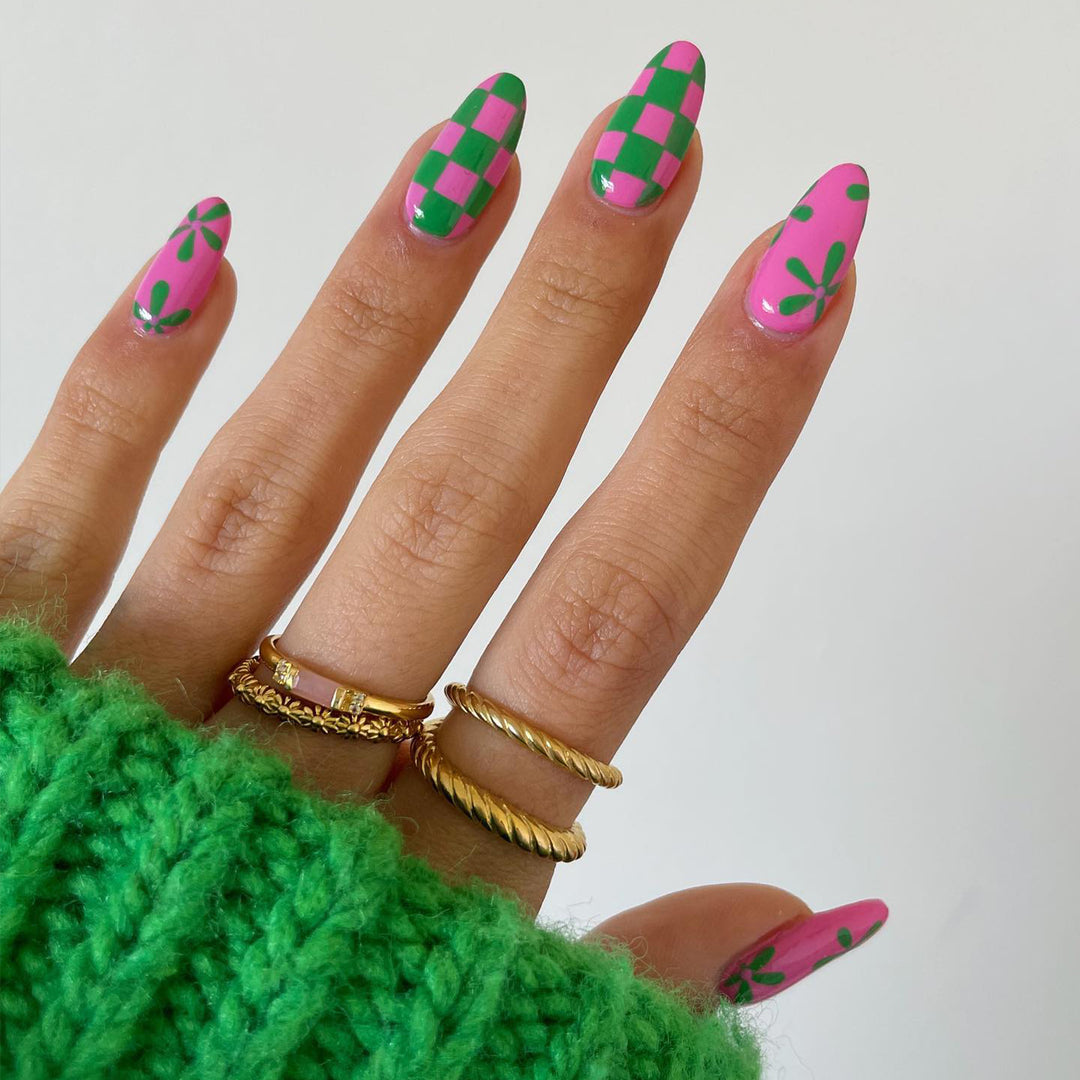 Psychedelic Checkerboard Press On Nails