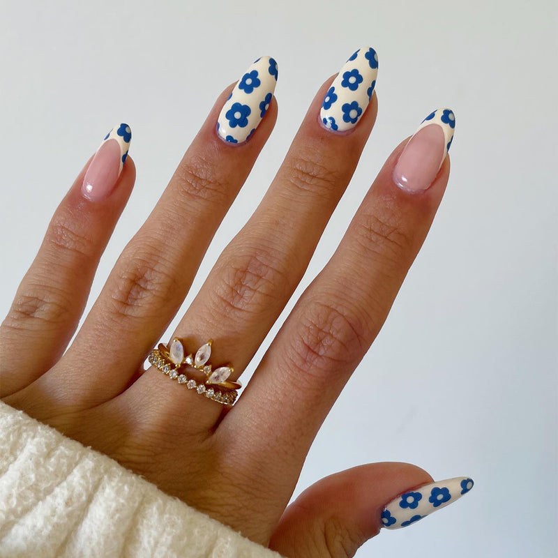 Blooming Flower Nails Blue 