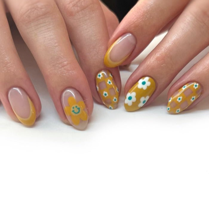 Blooming Flower Pop On Nails Yellow Medium Oval