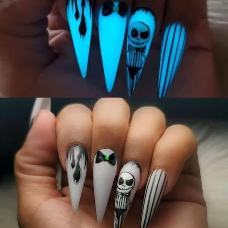 Scared Luminous Press On Nails