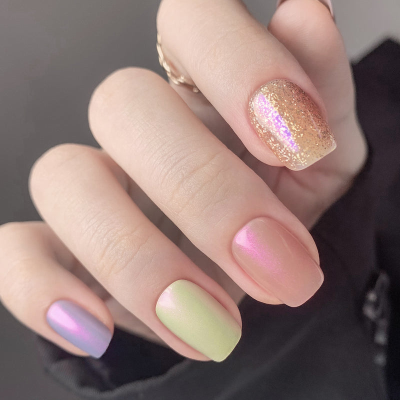 Beautiful Multicolor Glue On Nails Giltter Short Squoval