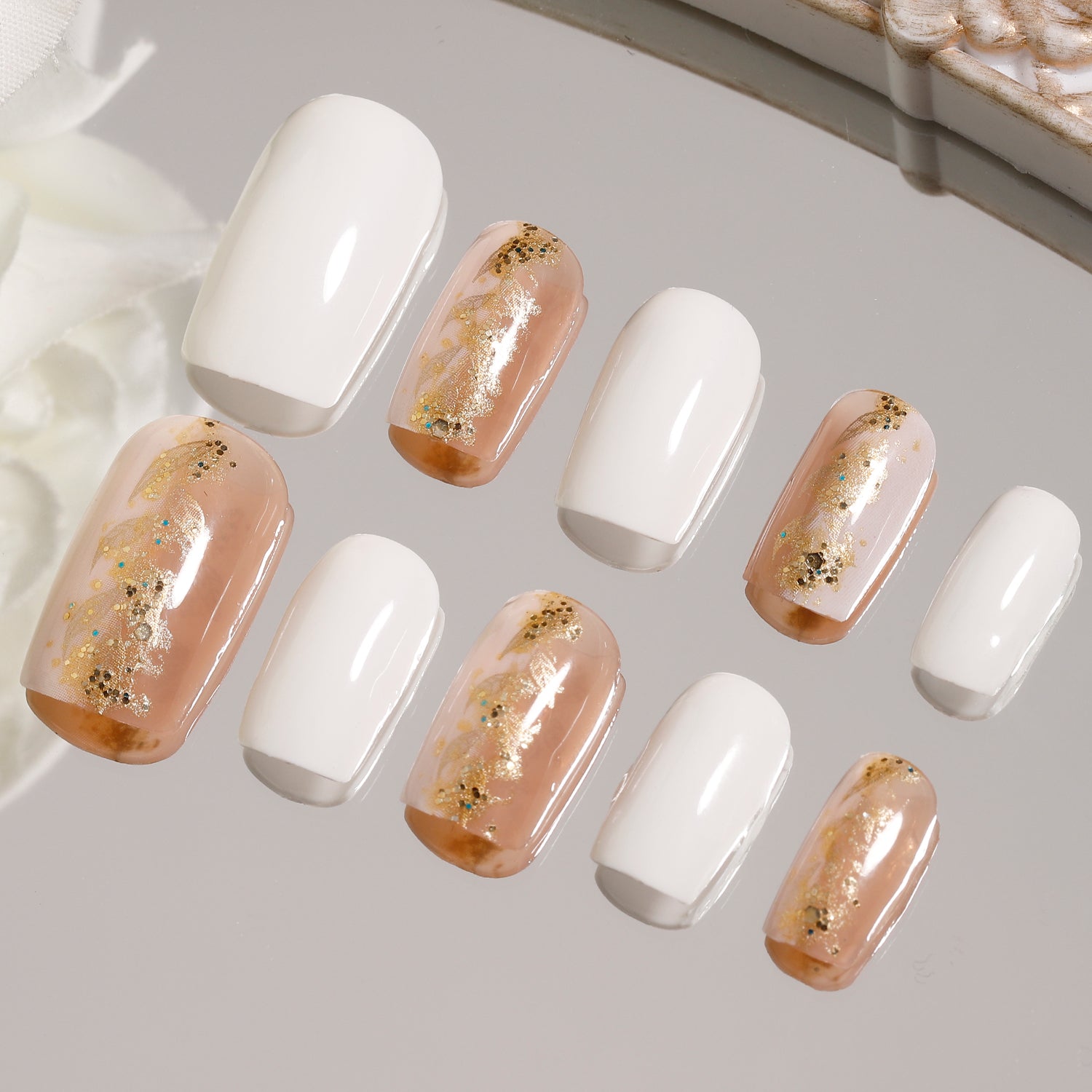 Glitter Luxurious Press On Nails Golden Short Square – NOUMAY LIMITED