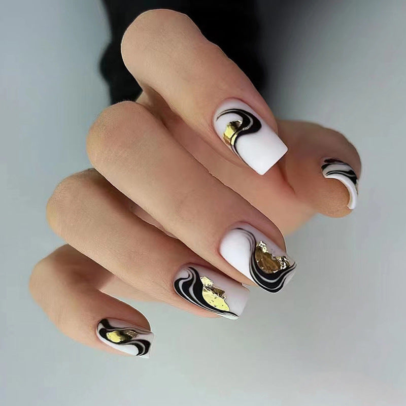 Quirky Line Stick On Nails