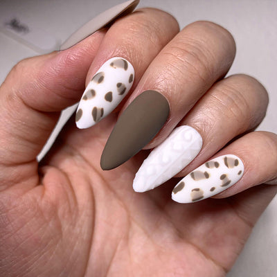 Fake Handmade Nails White Long Almond