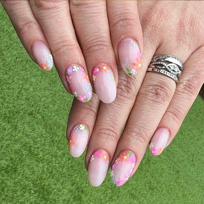 Flower Pink Nails Medium Oval