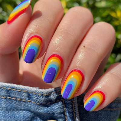 Bettycora Ombre Rainbow Eddy Oval Nails