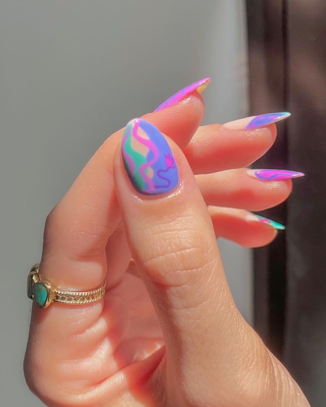 Abstract Multicolor Cute Medium Oval Press On Nails - BettyCora
