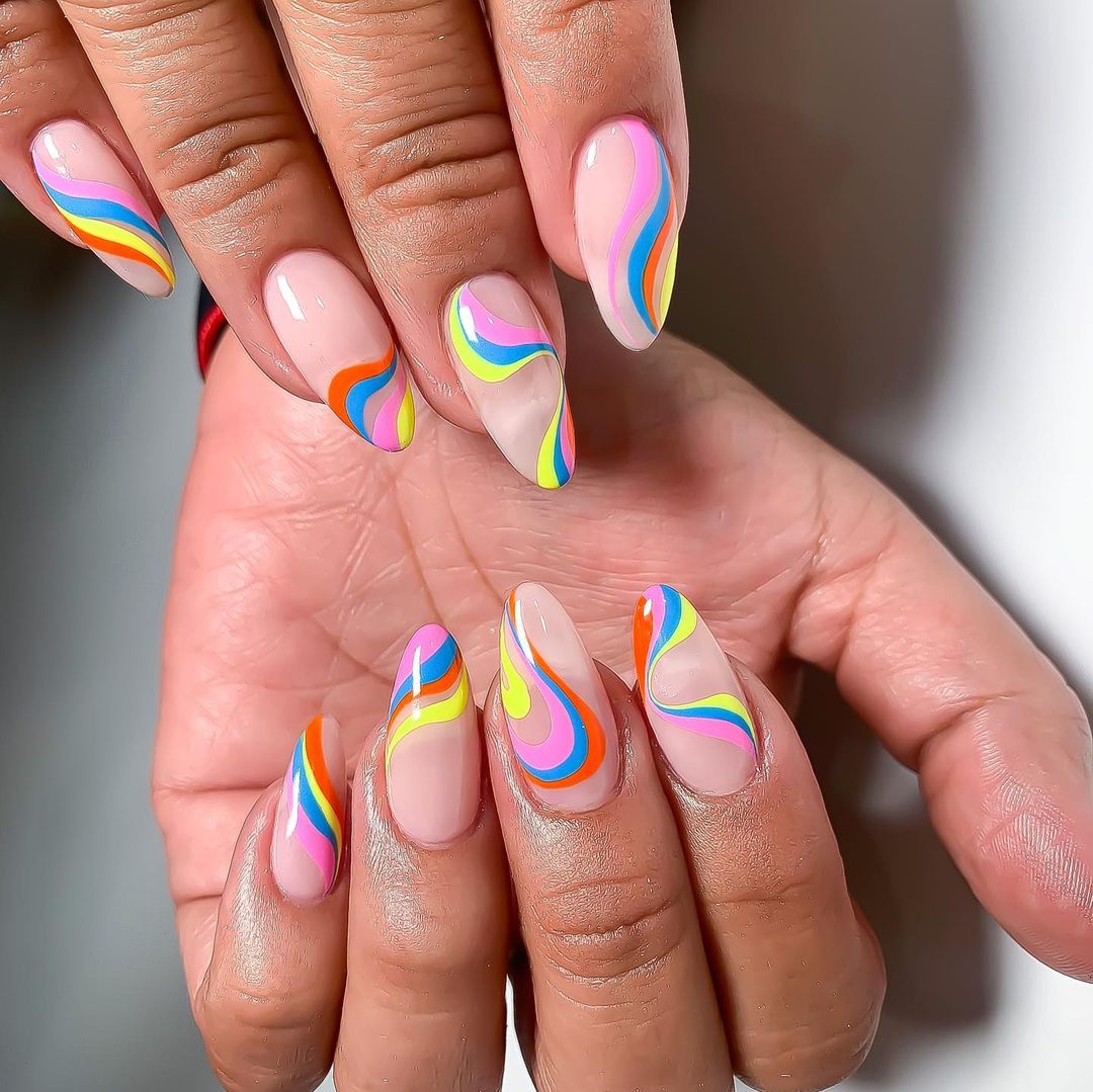 Bettycora Line Trends Press On Nails, Multicolor Short Nails