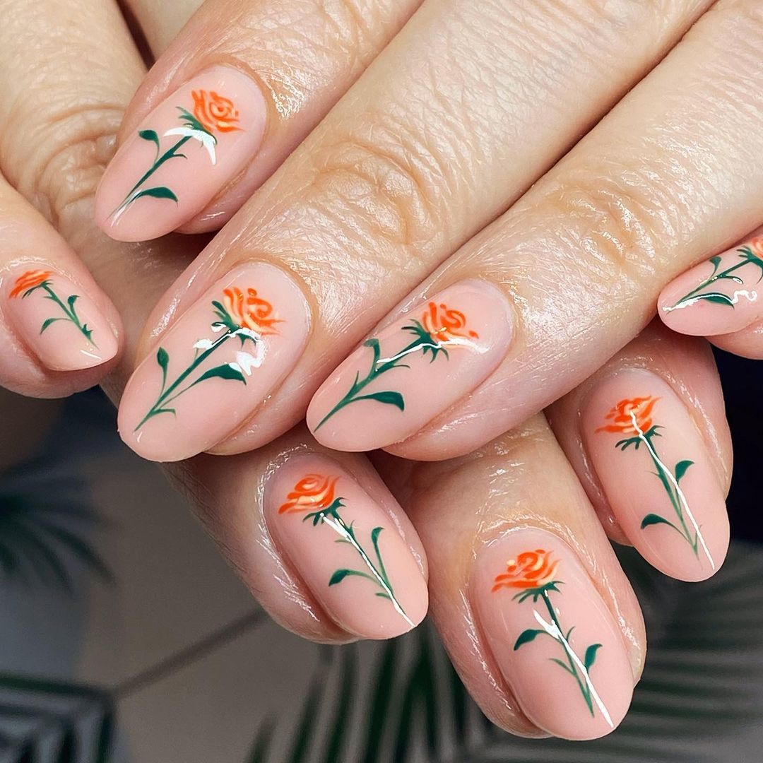 Simple Orange Flower Medium Oval Press On Nails - BettyCora
