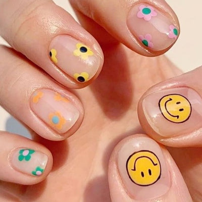 Flower Smile Nails