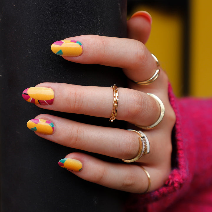 Color Block Yellow Short Oval Press On Nails - BettyCora