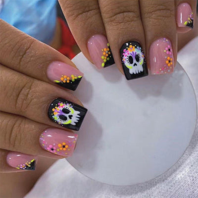 Flower Cute Ghost Black Short Squoval Press On Nails - BettyCora