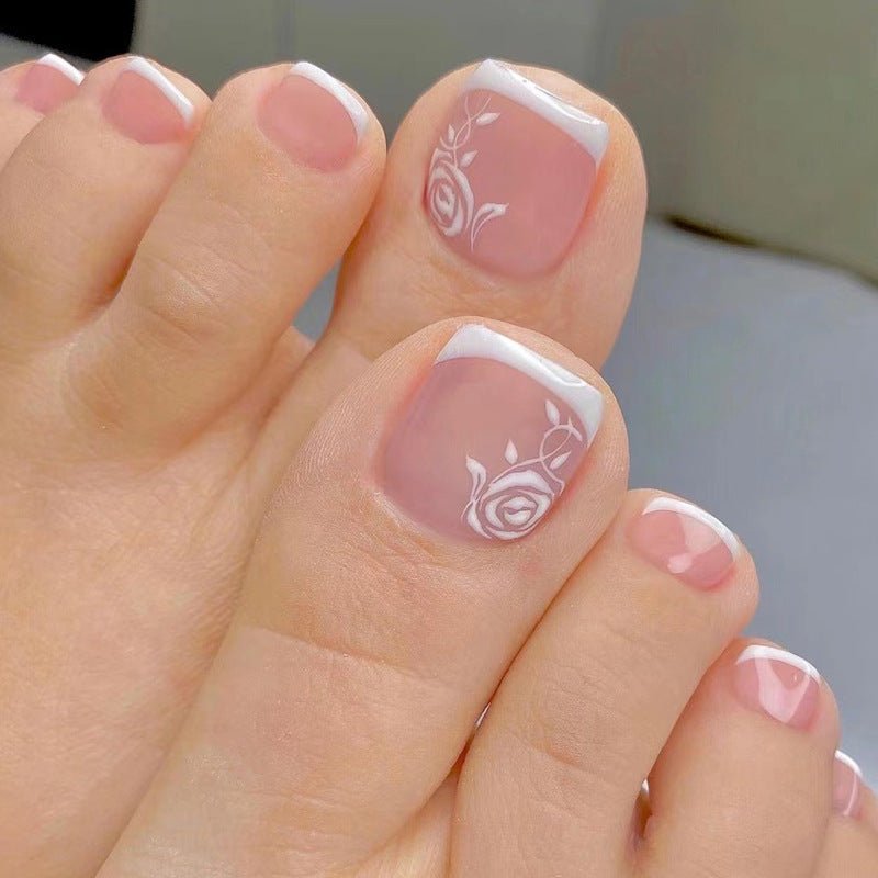 Bettycora White Flower French Tip Toe Nails