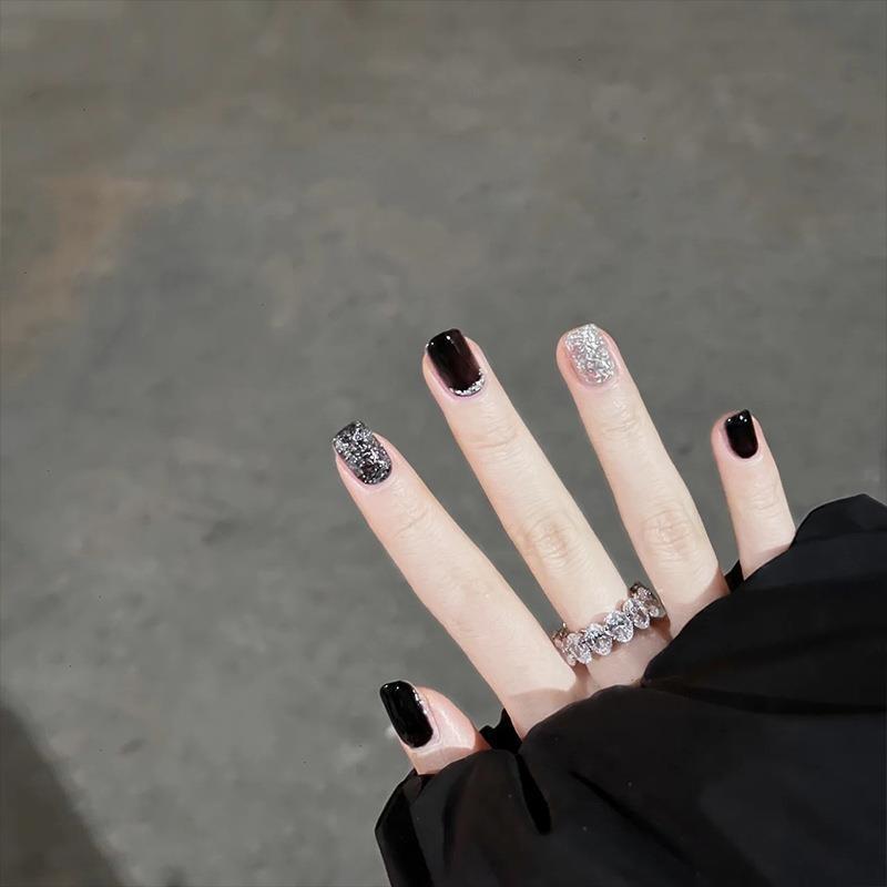 Press On Nails Black Glitter Short Squoval - BettyCora